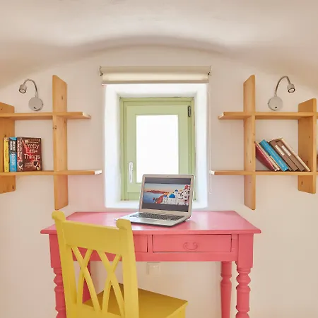 Agrikoia Villa Oia (Santorini)