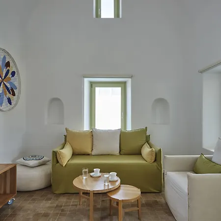 Agrikoia * Oia (Santorini)