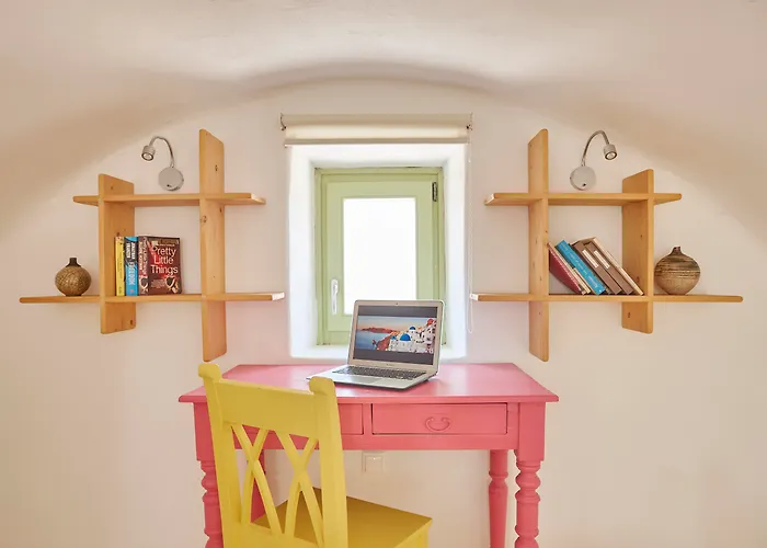 Agrikoia Villa Oia (Santorini)