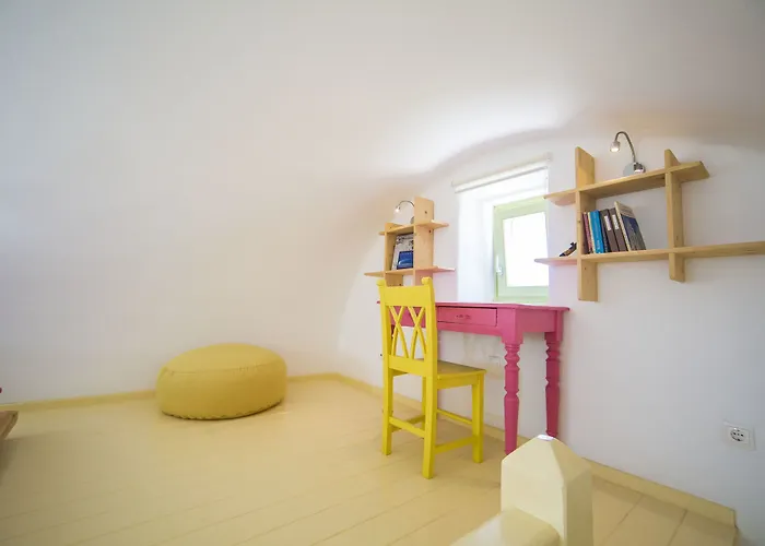 Agrikoia Oia (Santorini)